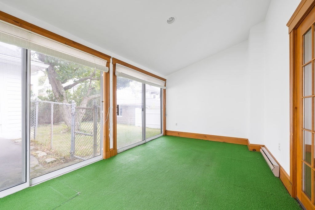 100 Russett Road