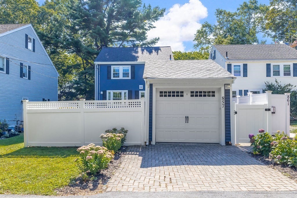 857 Vfw Parkway
