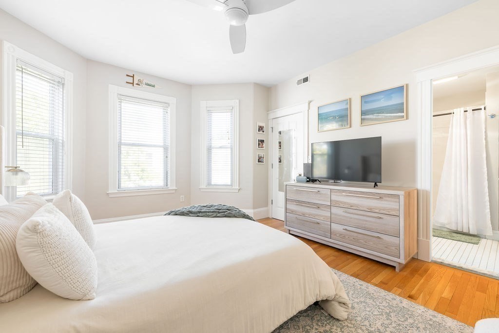 633 E 7th # 3