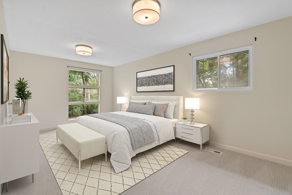 11 White Pine Knoll Rd