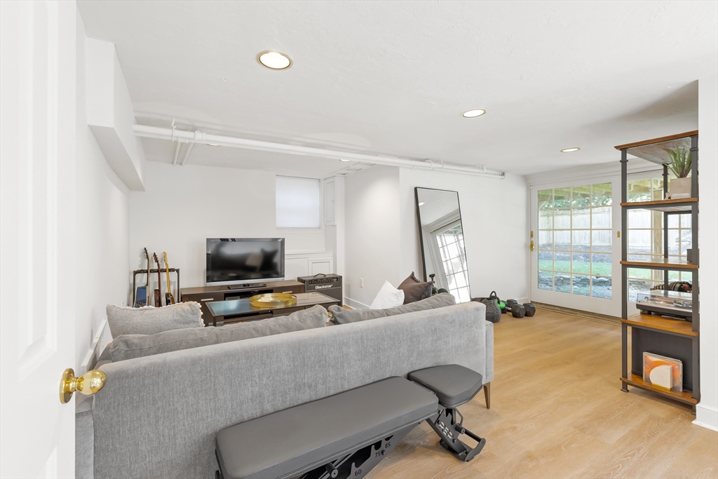 5 Intervale Rd