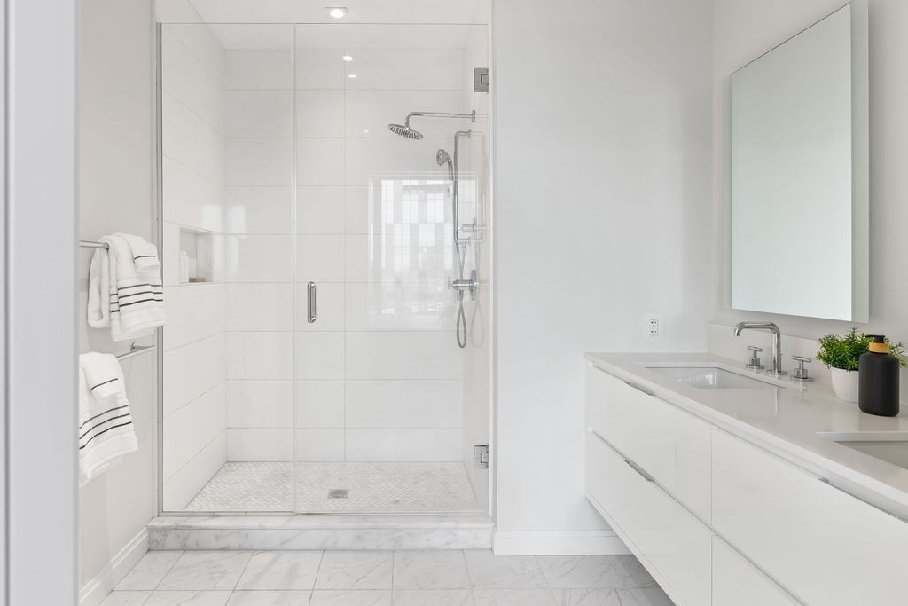 100 Shawmut Ave # 807