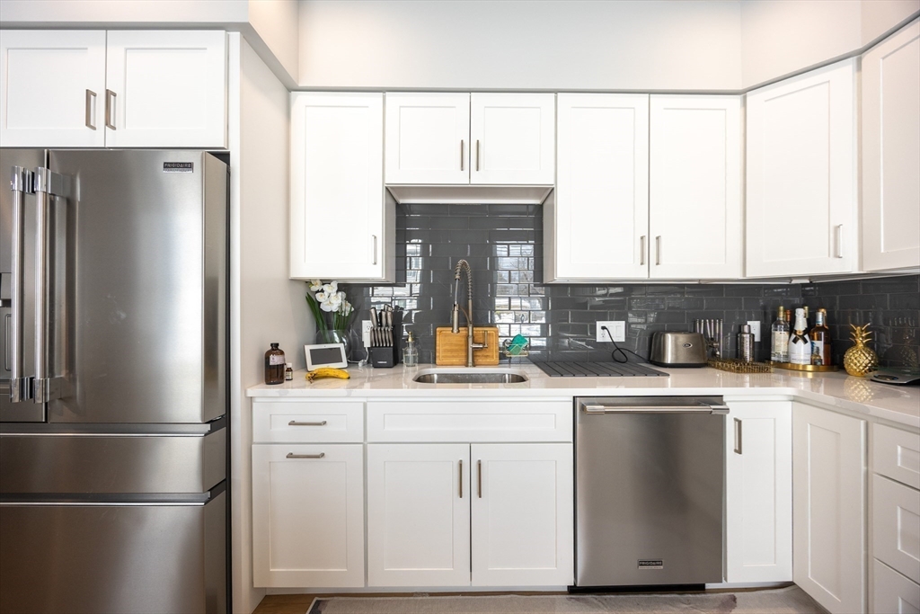 241 Neponset Valley Parkway # 241