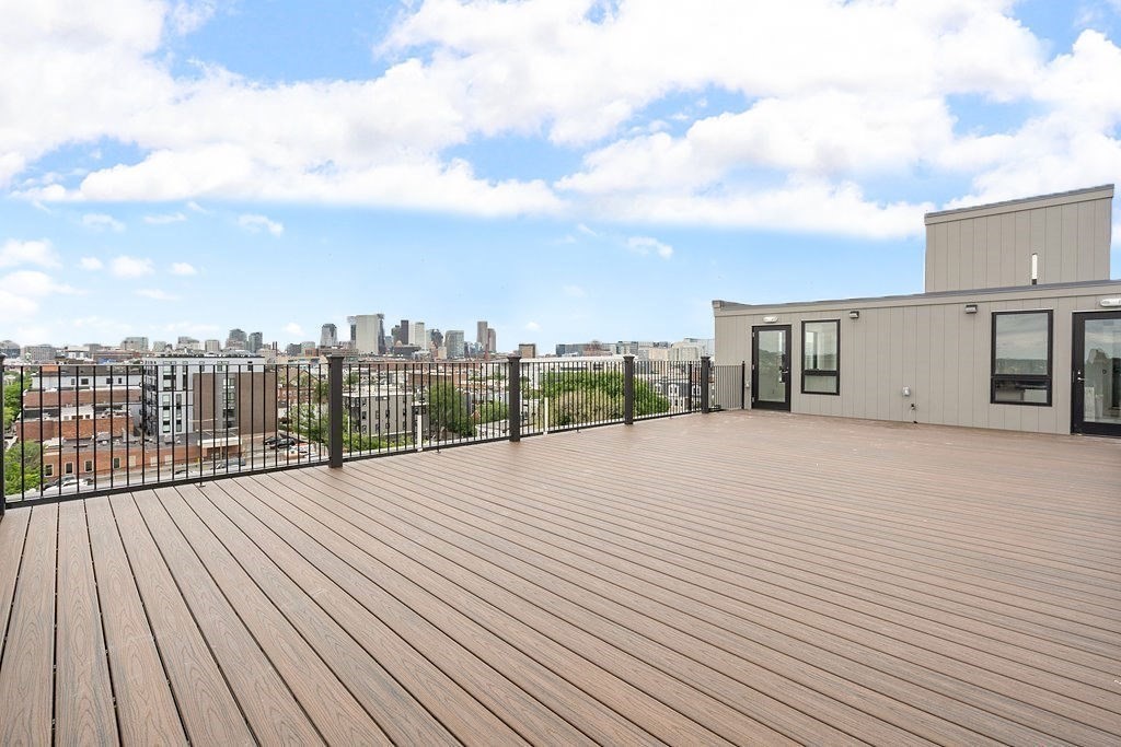 472 W Broadway # 501