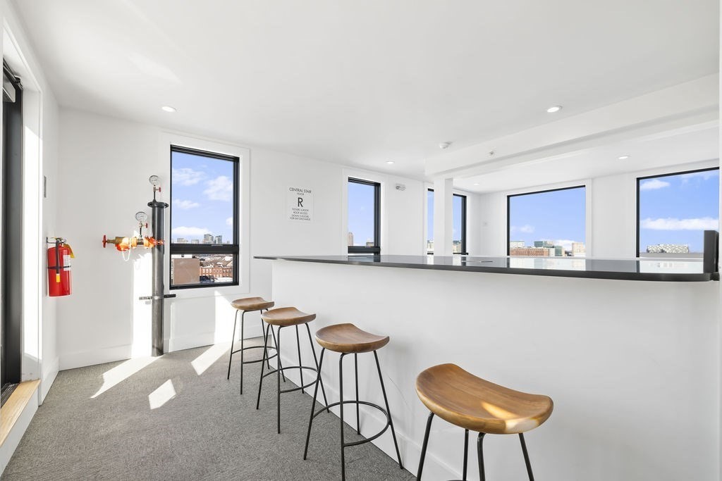 472 W Broadway # 501