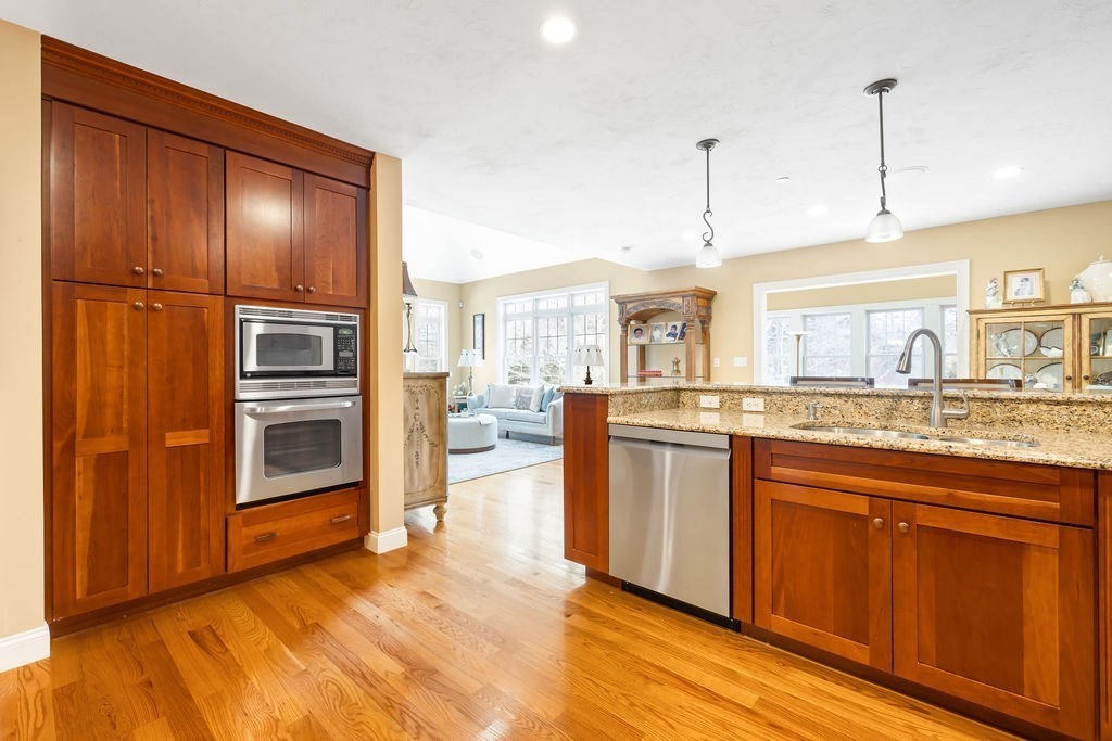 192 Boston Post Road # 8