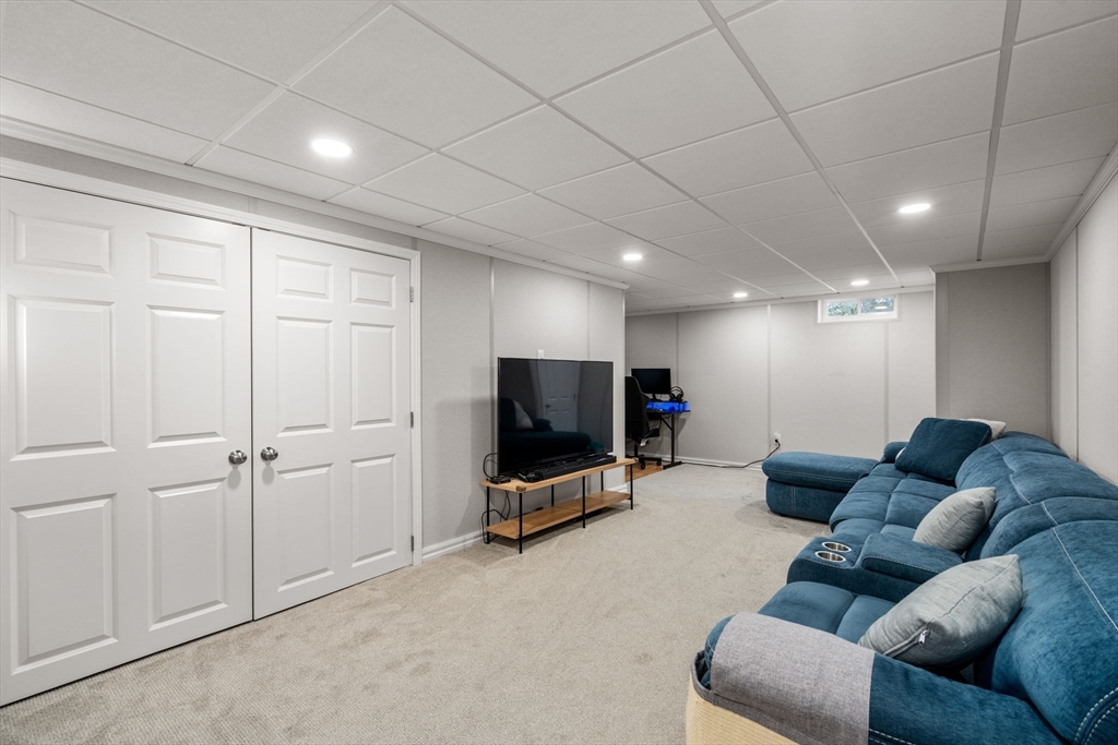 9 Tannery Dr