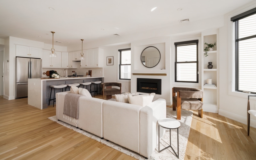 36 Hall St # 2