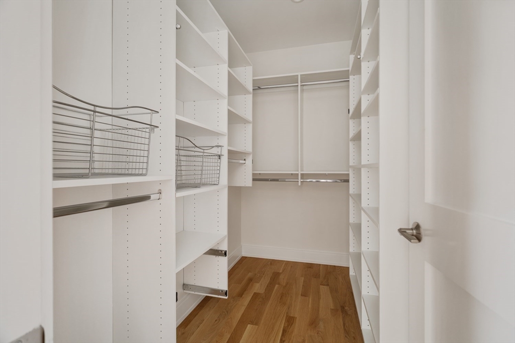 36 Hall St # 2