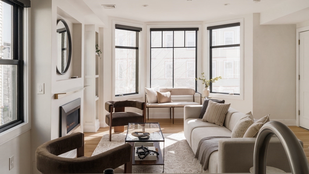 36 Hall St # 2