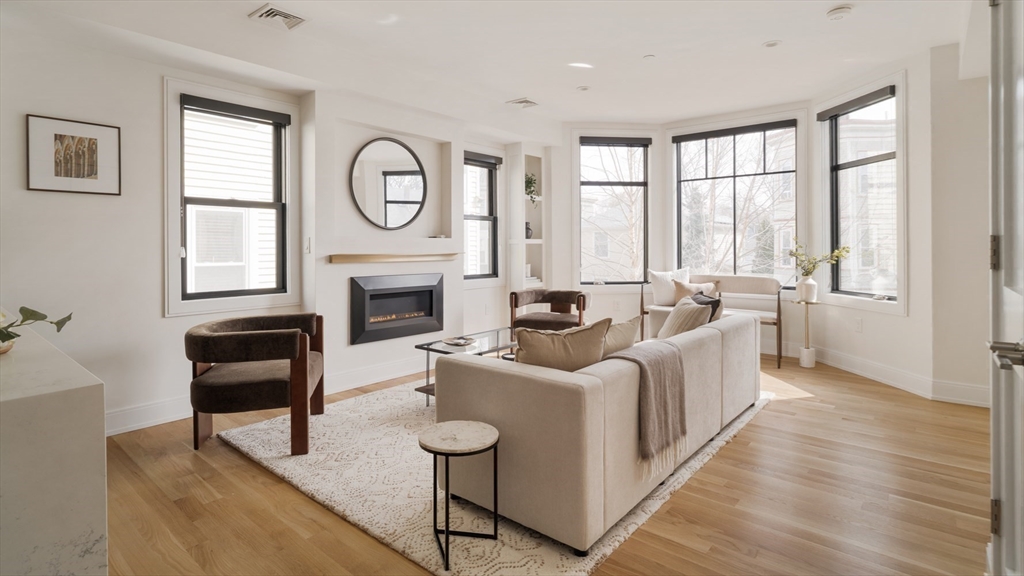 36 Hall St # 2