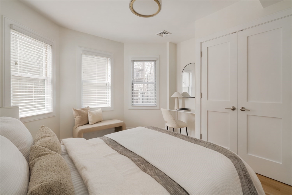 36 Hall St # 2