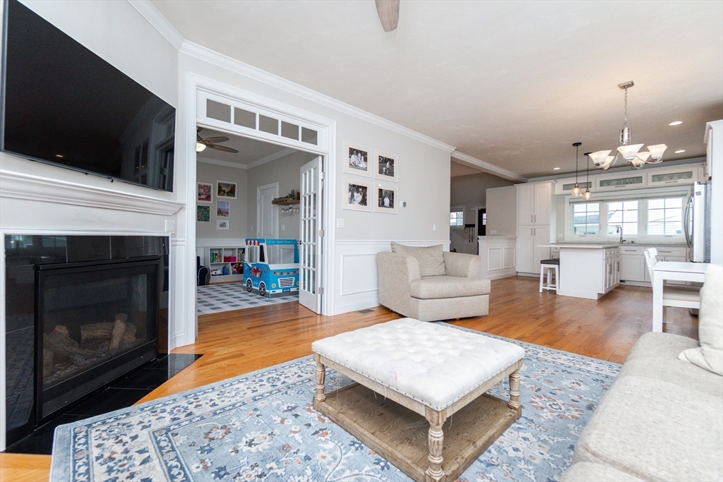 135 Sumner St # 1
