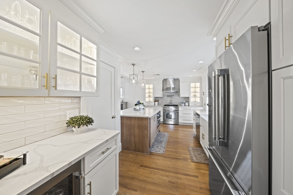 644 Weld St