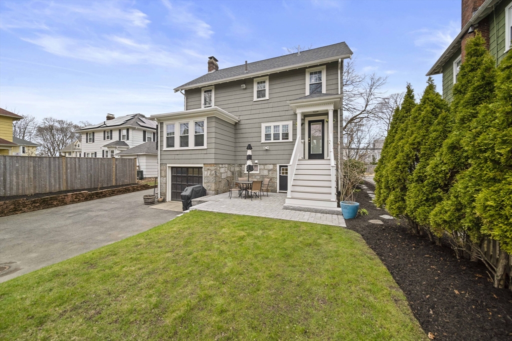 644 Weld St