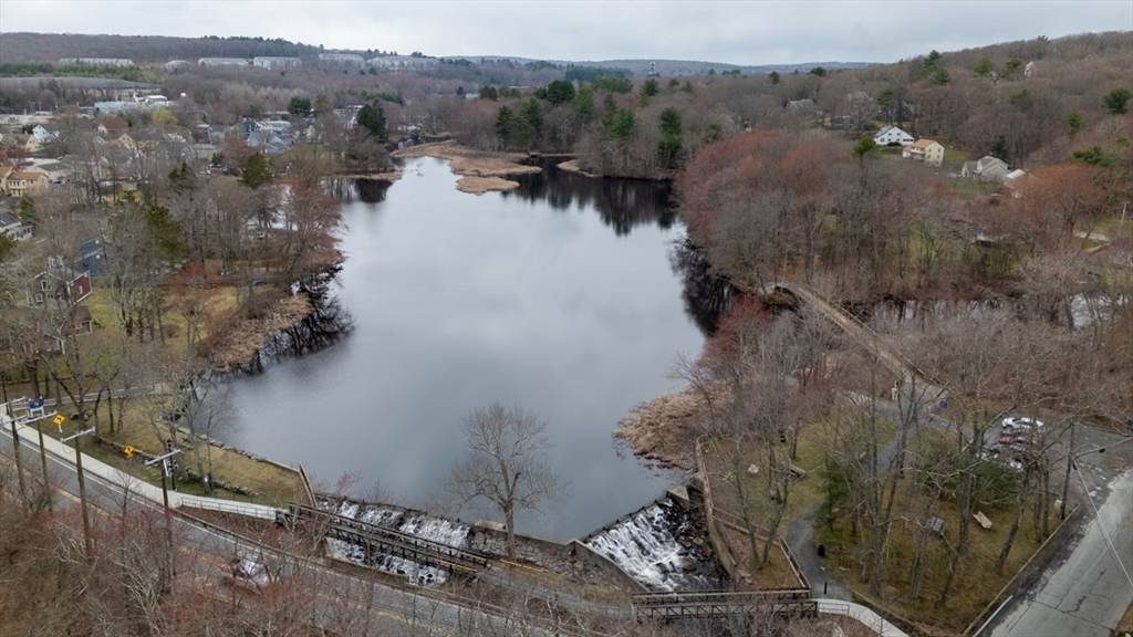 30 Birch Hill Rd