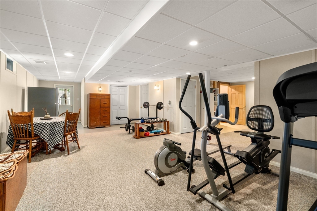 74 Kennedy Cir