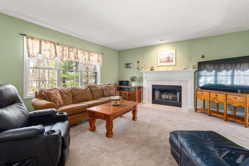 74 Kennedy Cir
