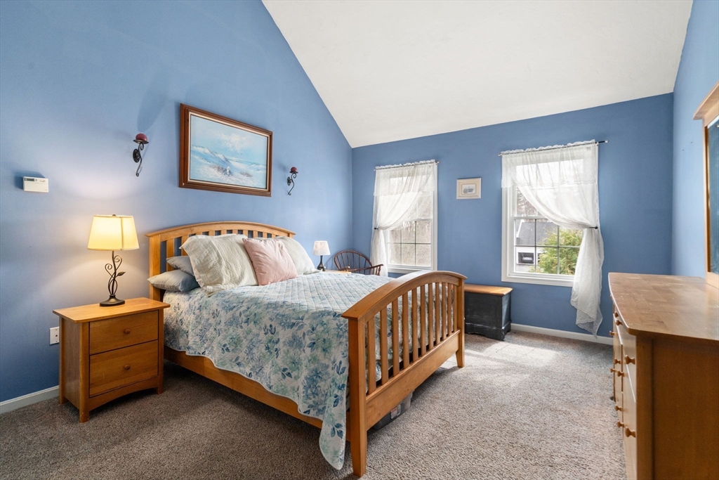 74 Kennedy Cir