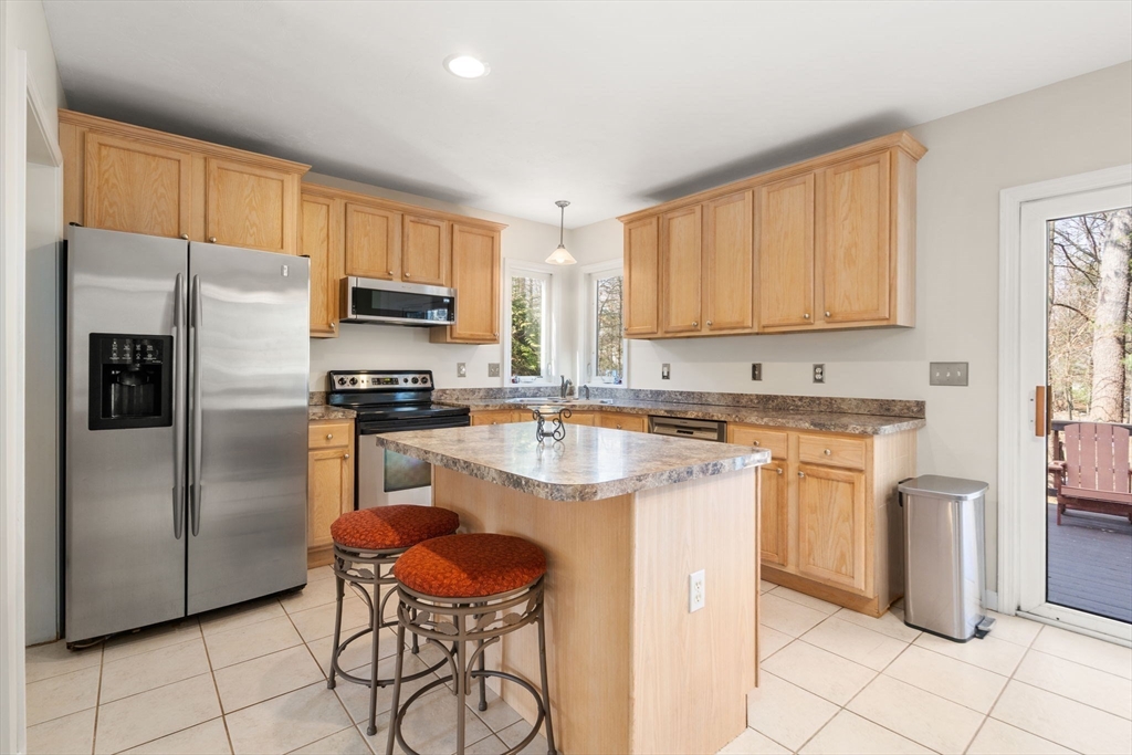 74 Kennedy Cir