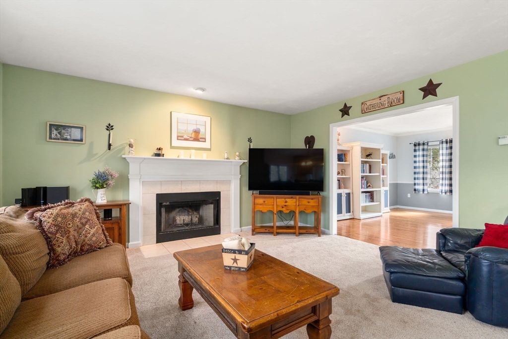 74 Kennedy Cir
