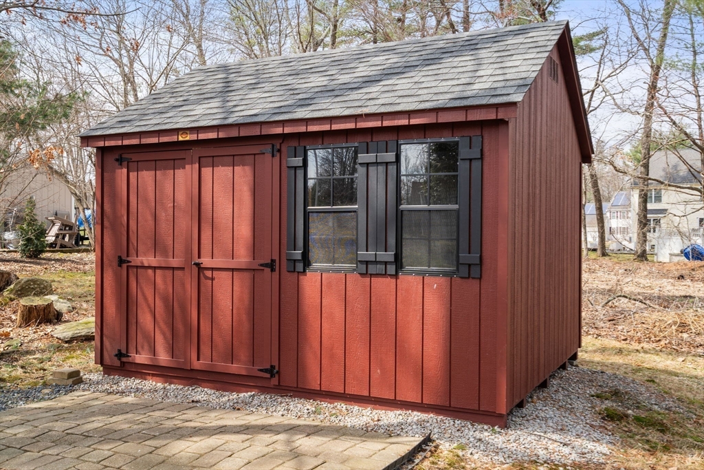 74 Kennedy Cir