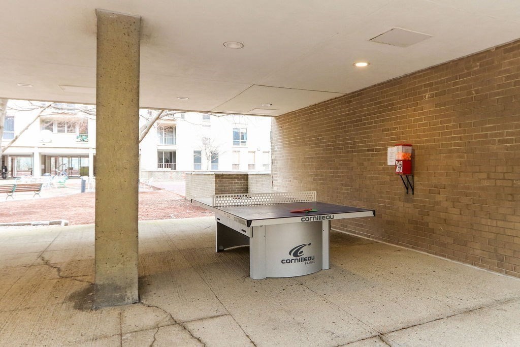 33 Pond Ave # 524