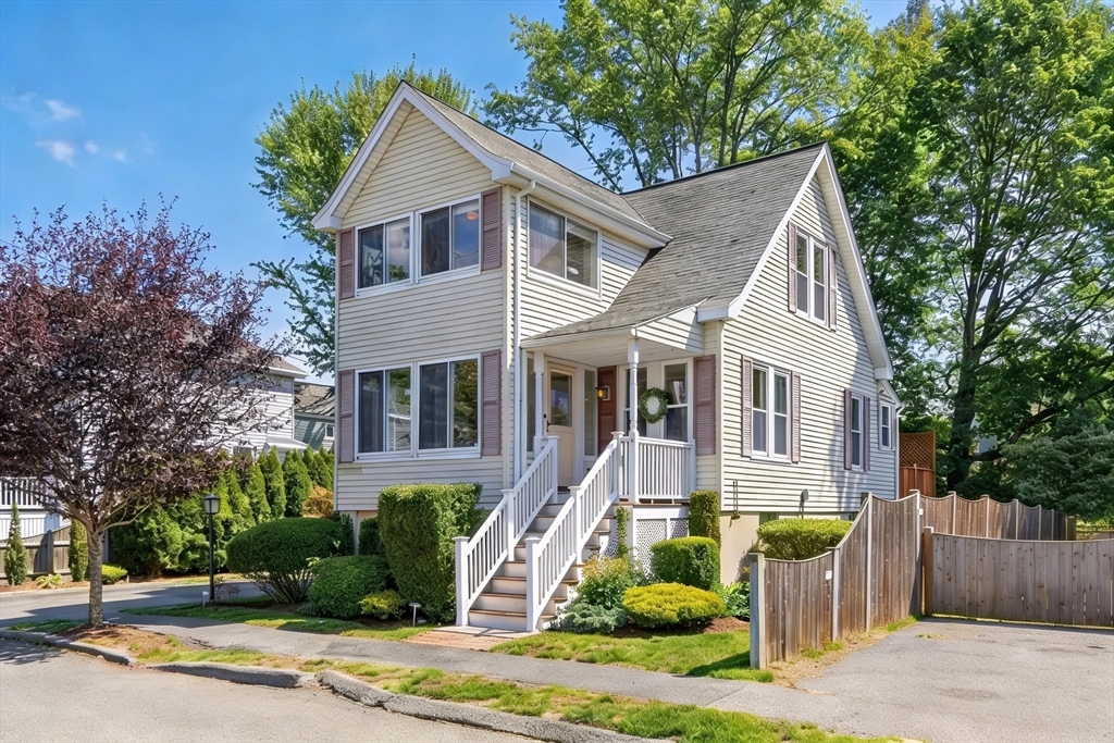 16 Orchard Ave