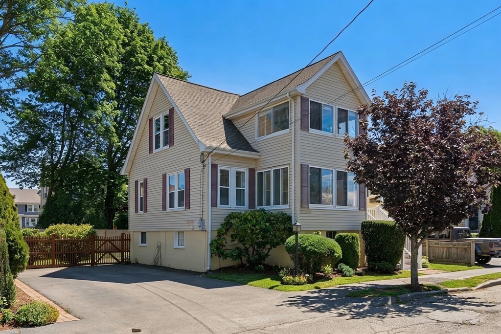 16 Orchard Ave