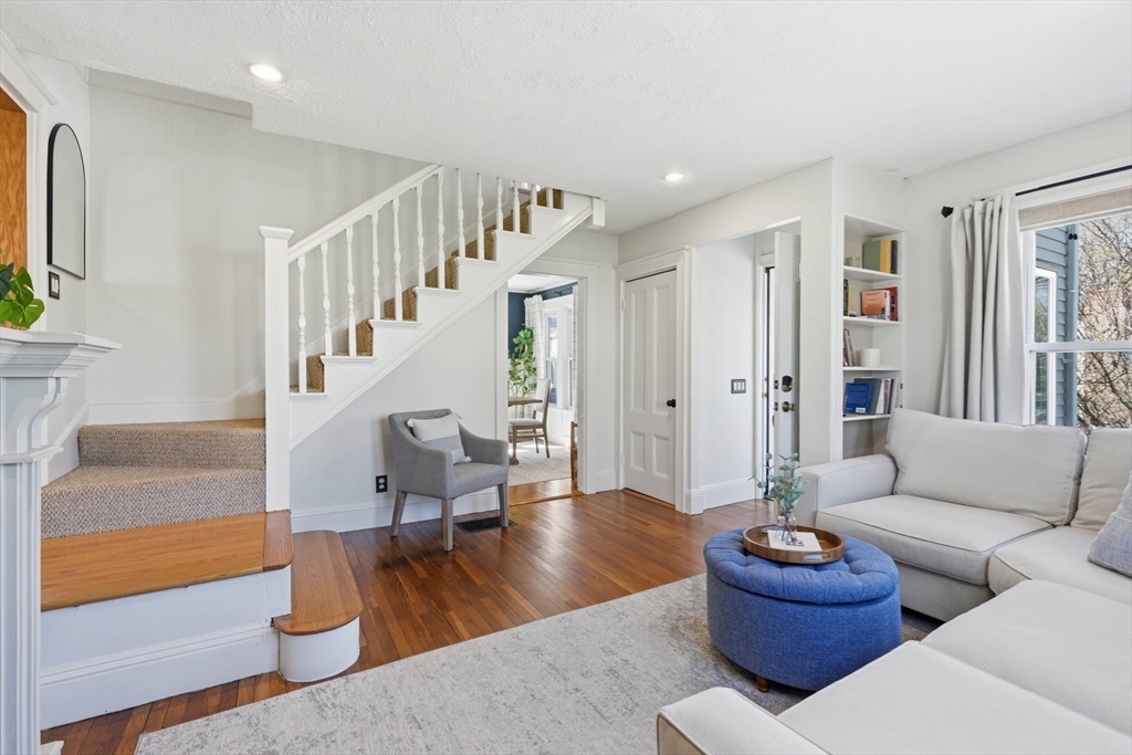 16 Orchard Ave