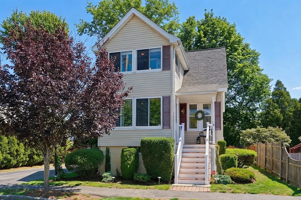 16 Orchard Ave