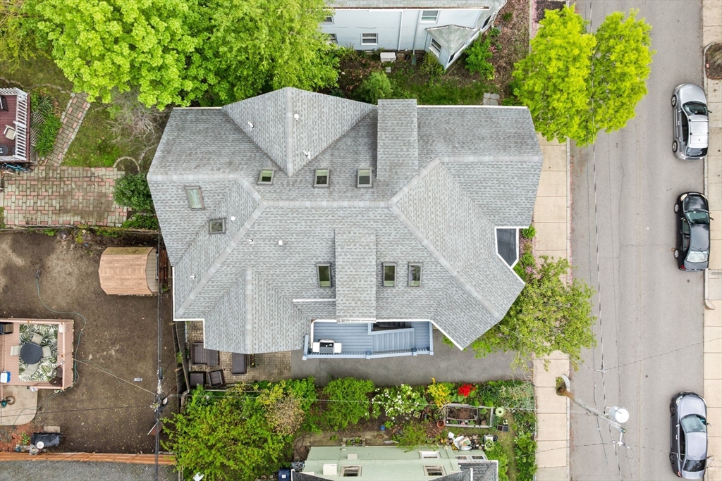 72 Tuttle St # 1