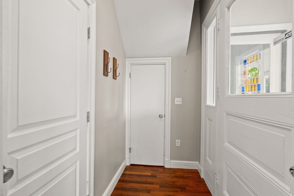 72 Tuttle St # 1