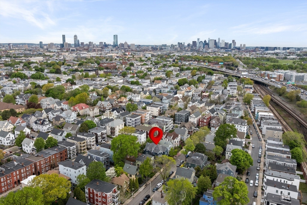 72 Tuttle St # 1