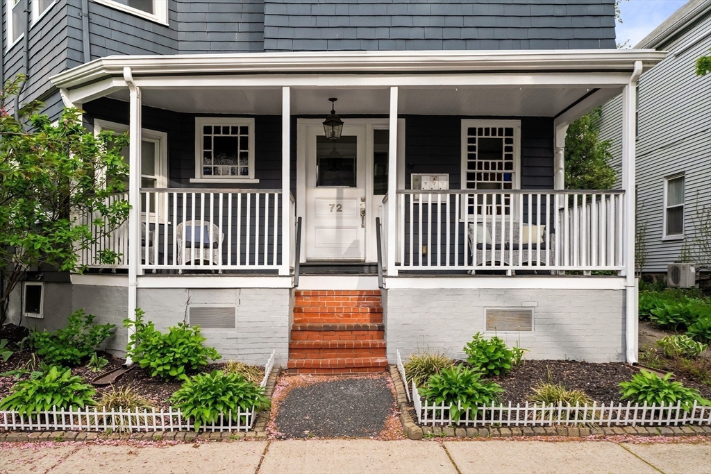 72 Tuttle St # 1