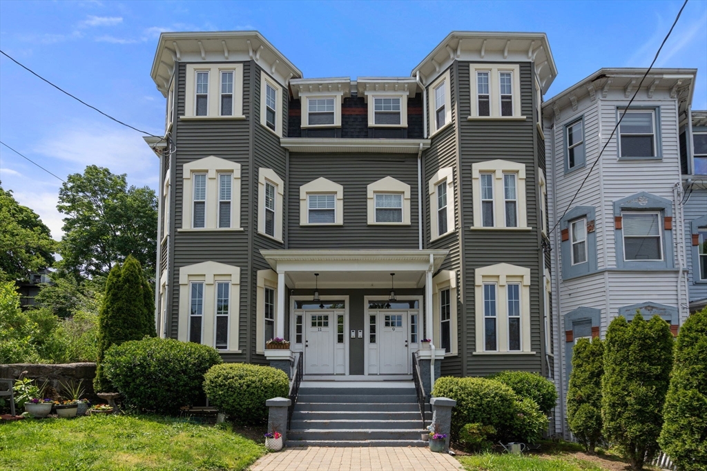 9 Everett Ave # 1