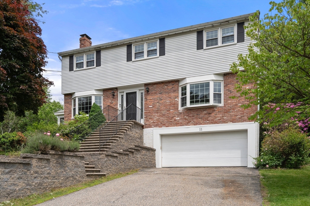 11 Foxhill Rd