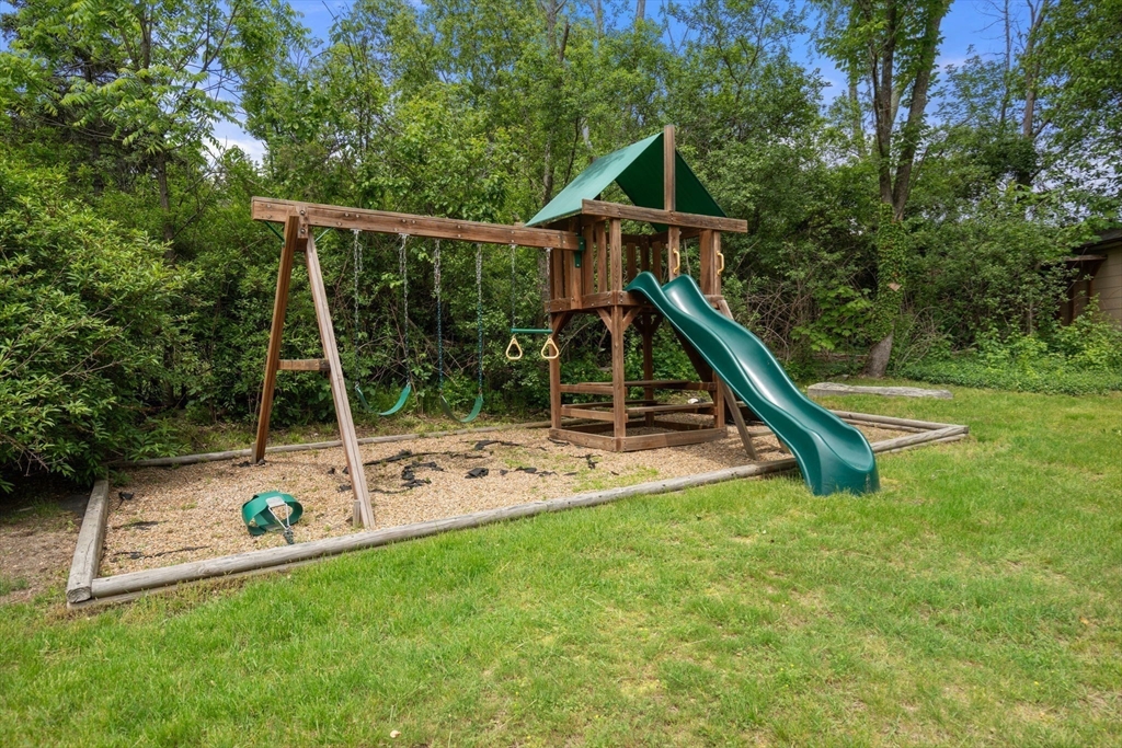11 Foxhill Rd