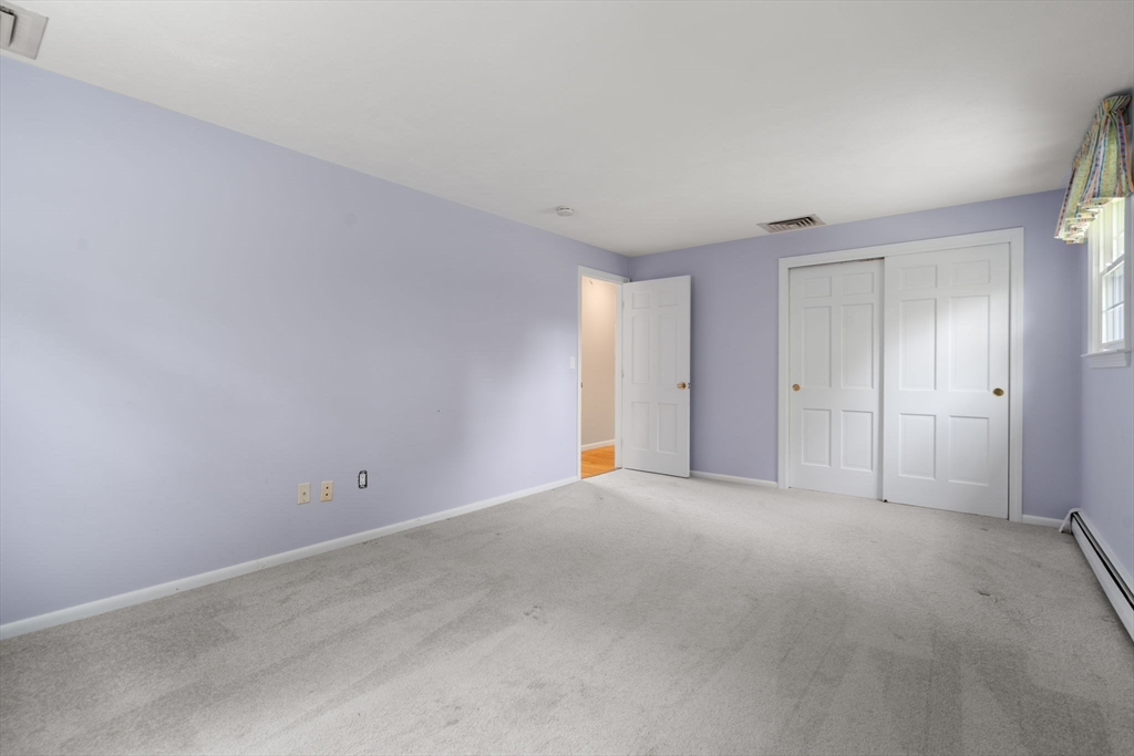 11 Foxhill Rd