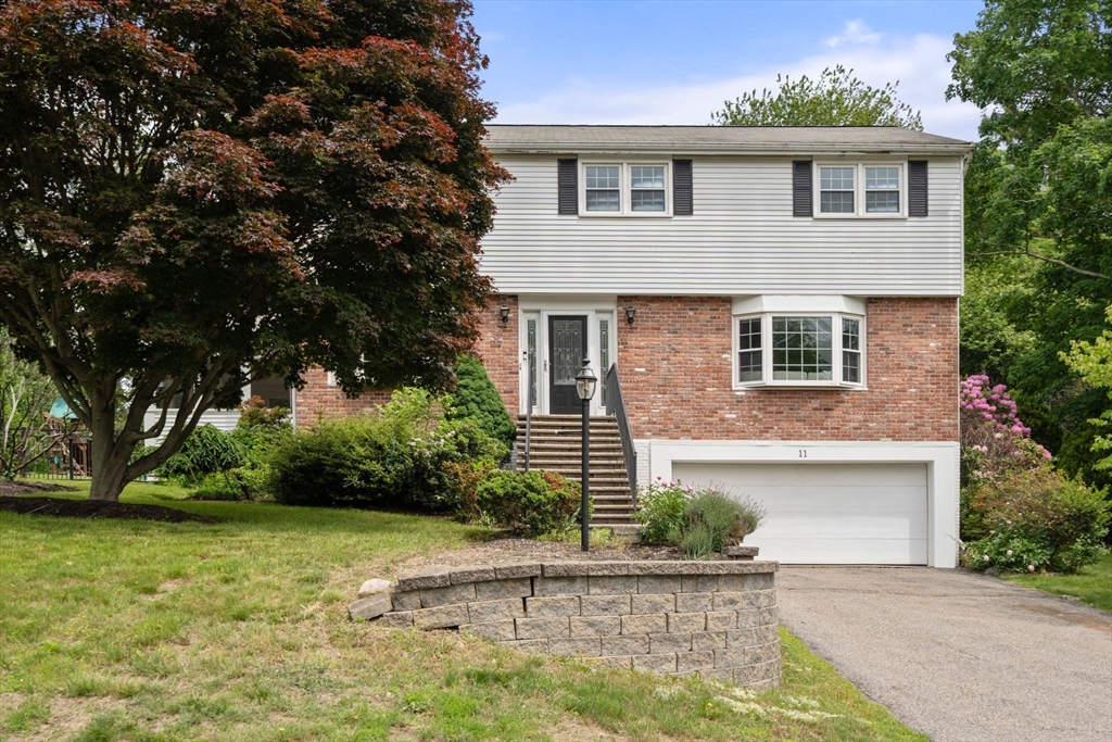 11 Foxhill Rd