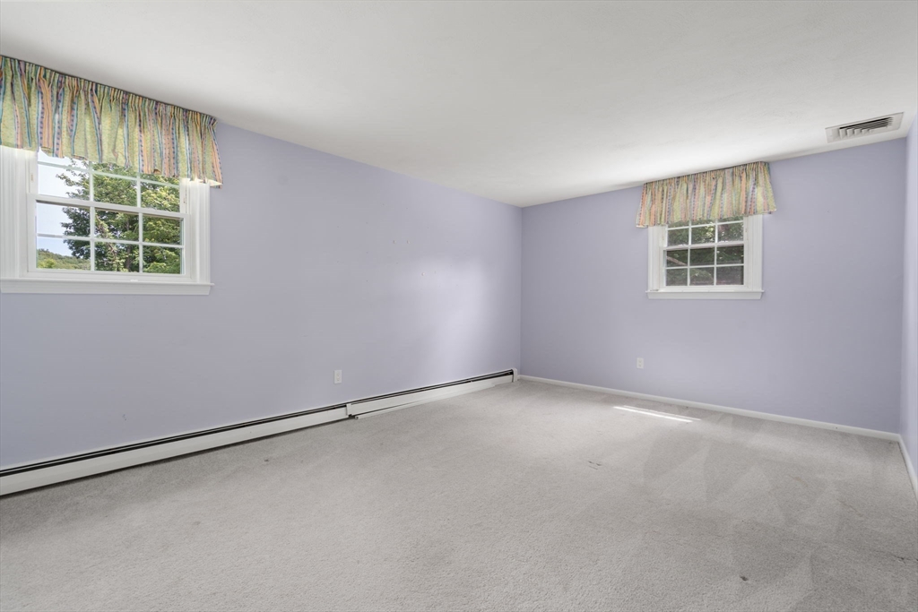 11 Foxhill Rd