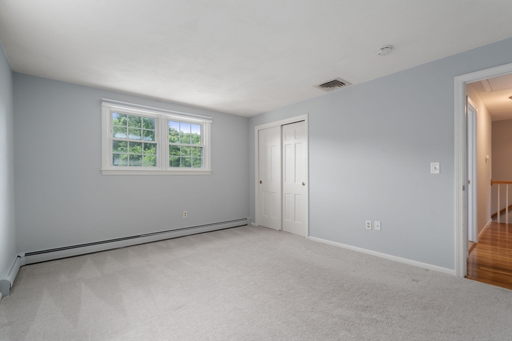 11 Foxhill Rd