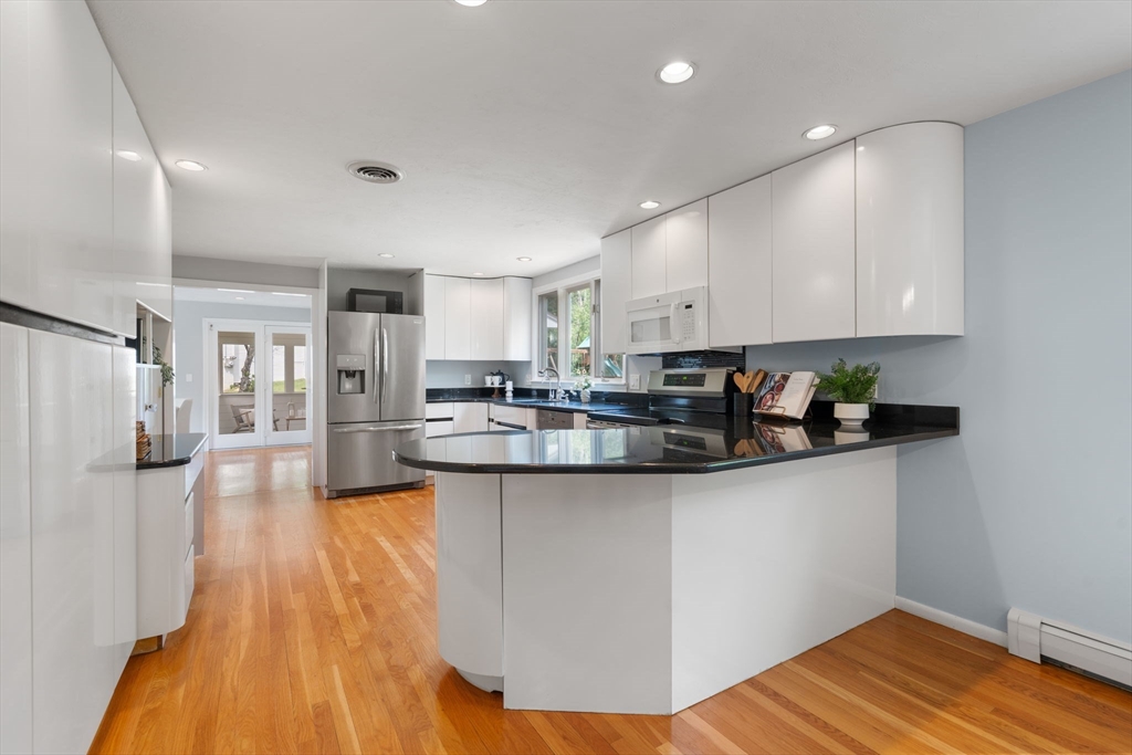 11 Foxhill Rd