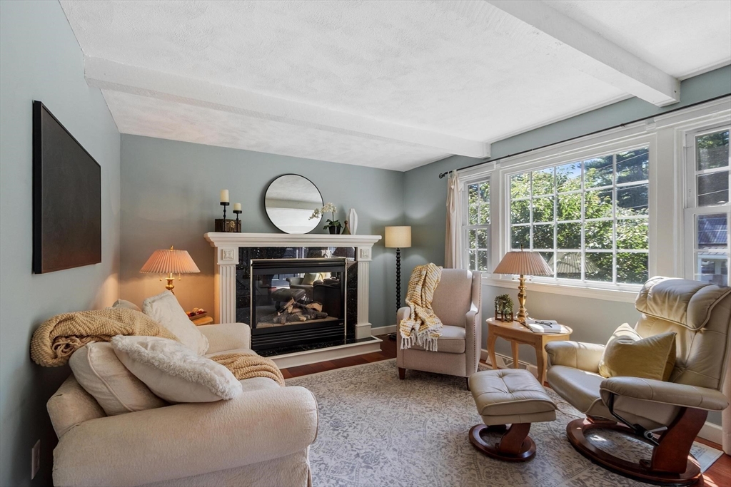 2 Pleasant Avenue