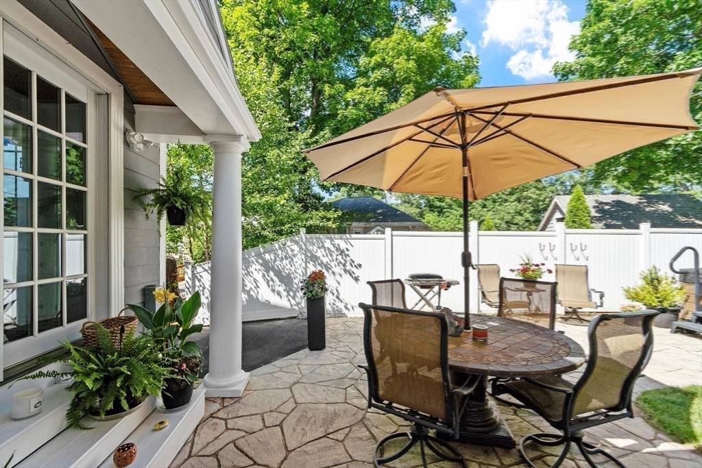 2 Pleasant Avenue