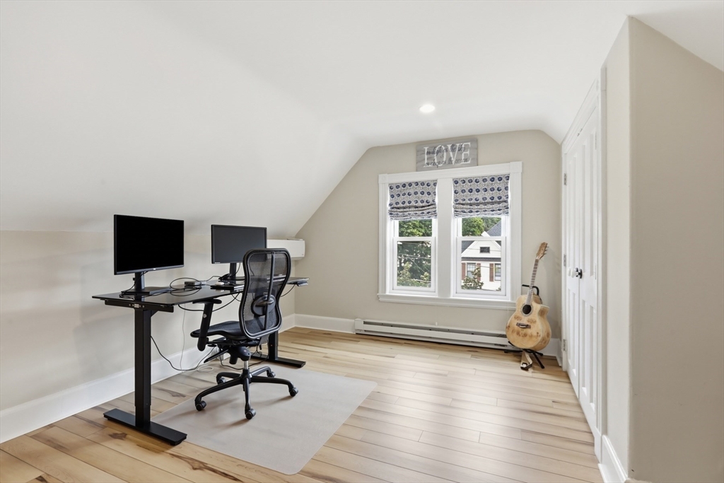 59 Beech Ave