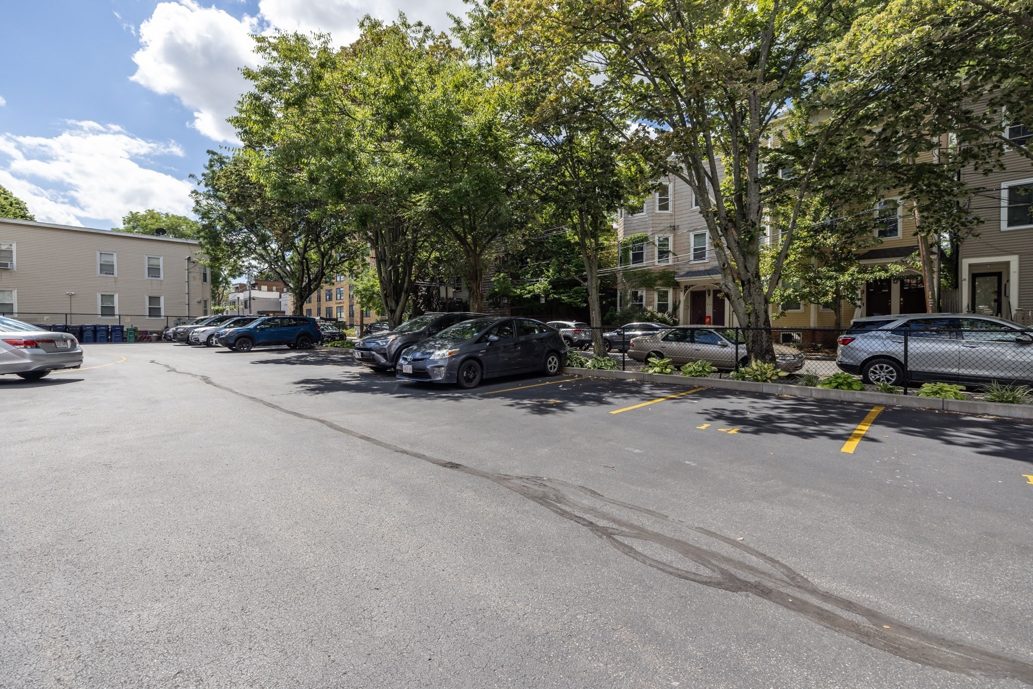348 Franklin St # 3A