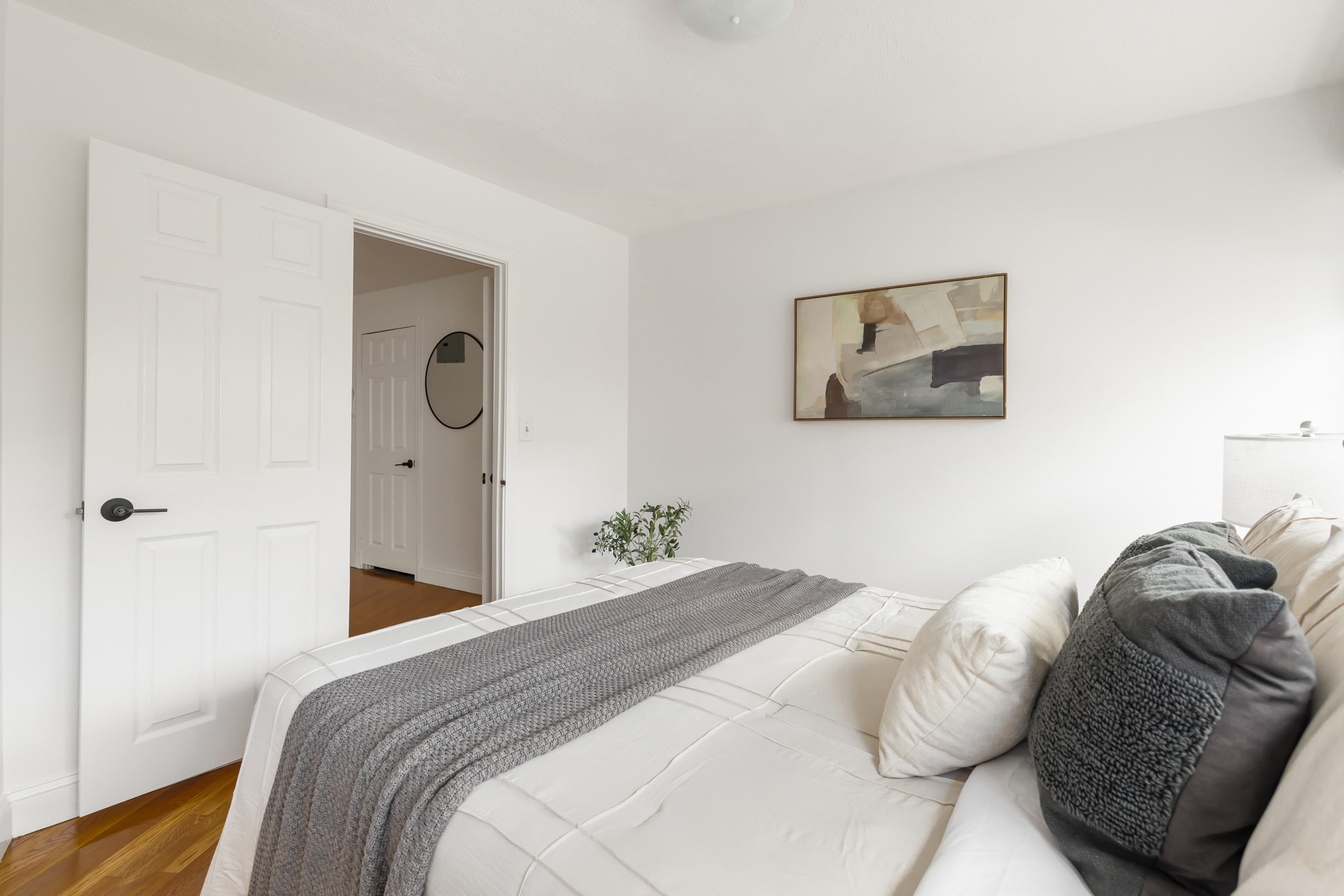 348 Franklin St # 3A
