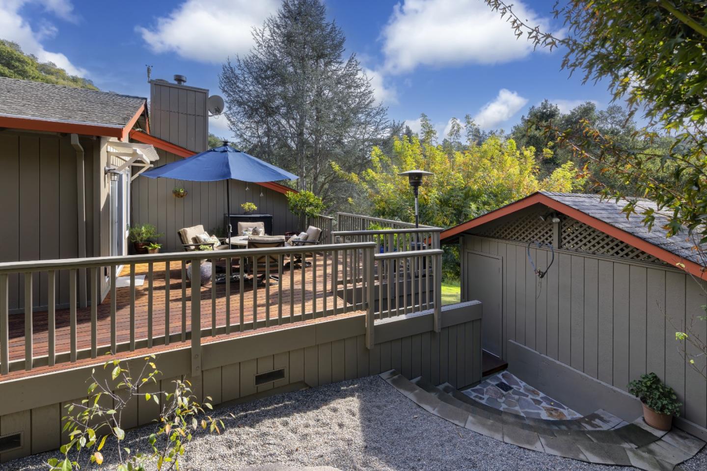 165 Petery LN