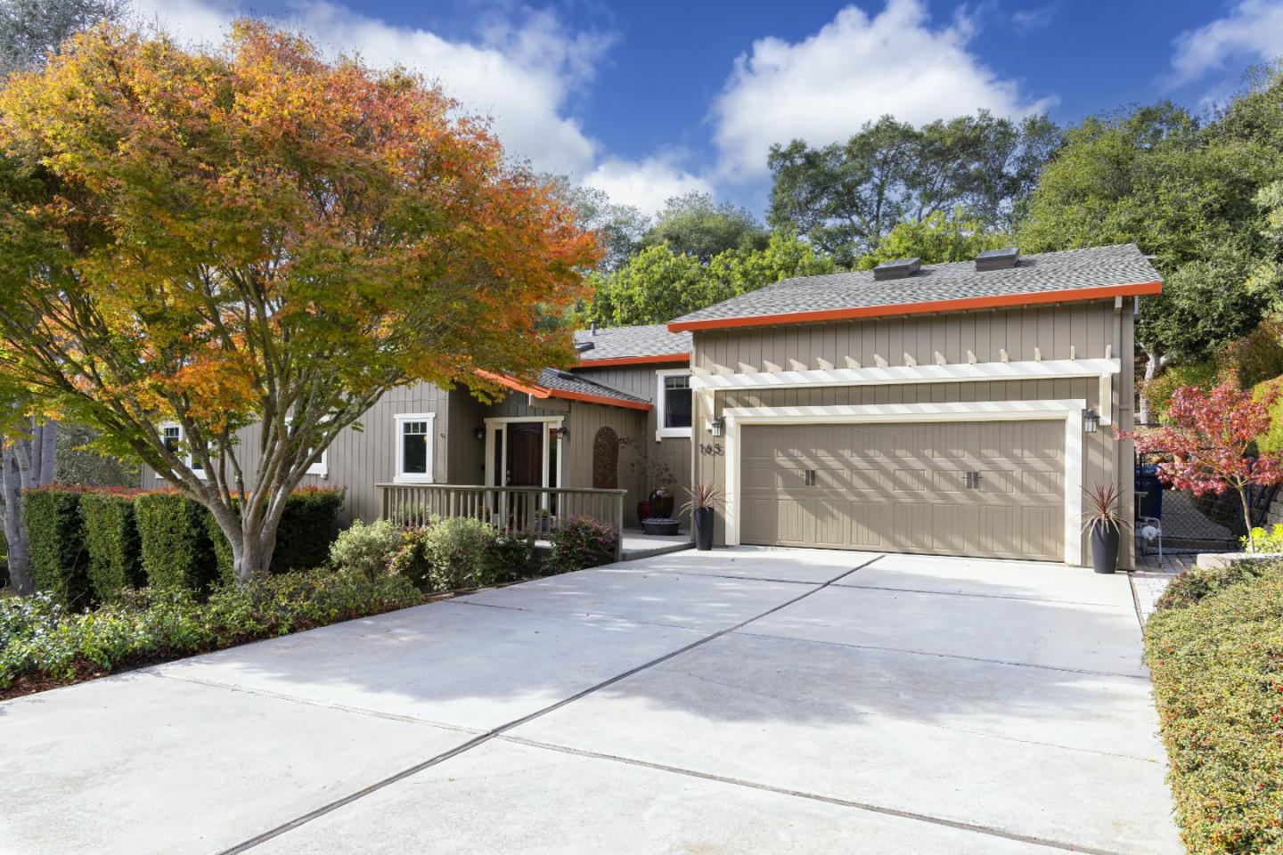 165 Petery LN